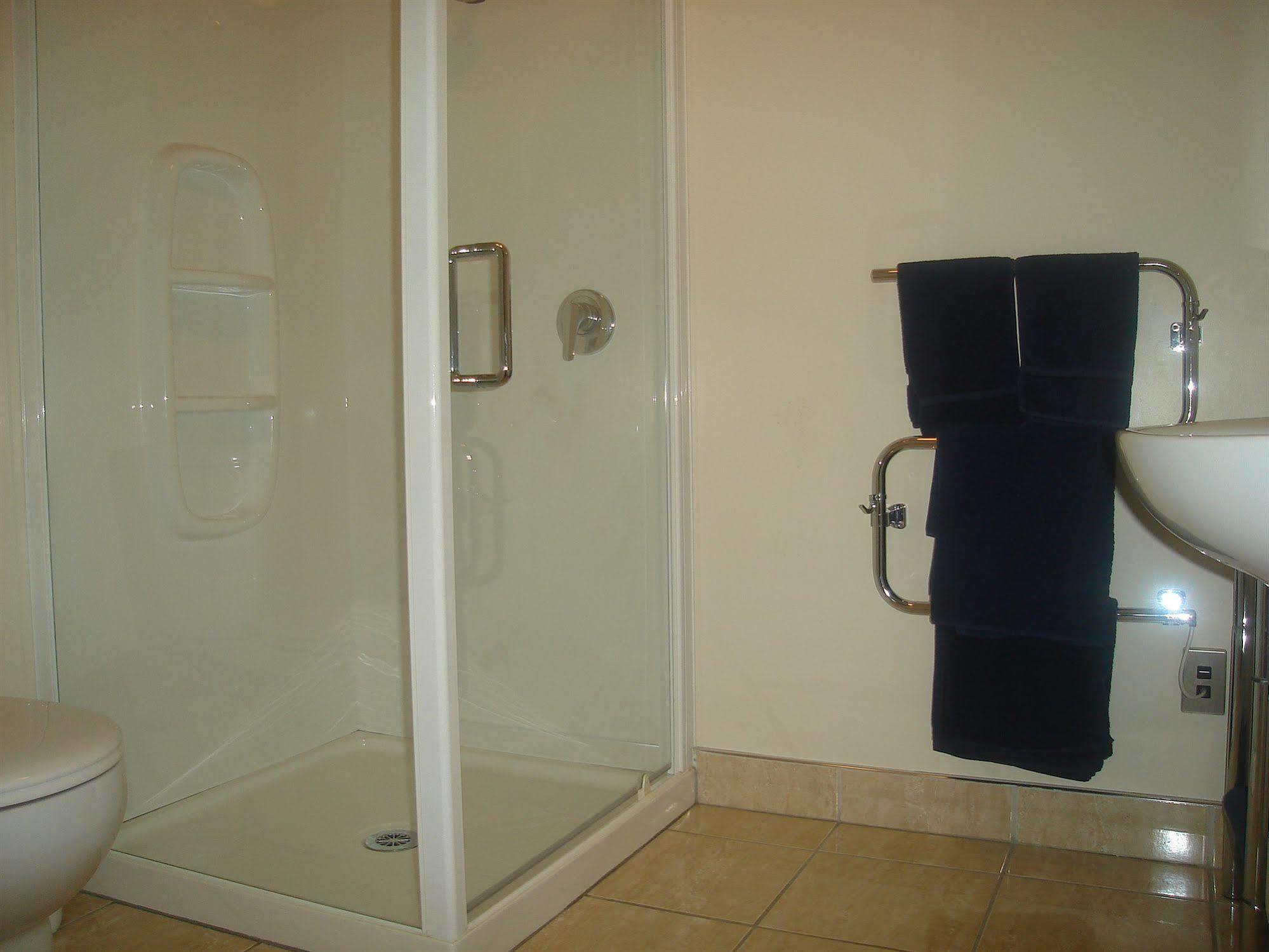 Asure Gold Motel 4*